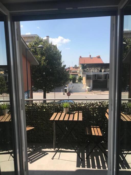 Premium Apartment With Parking 钱皮诺 外观 照片