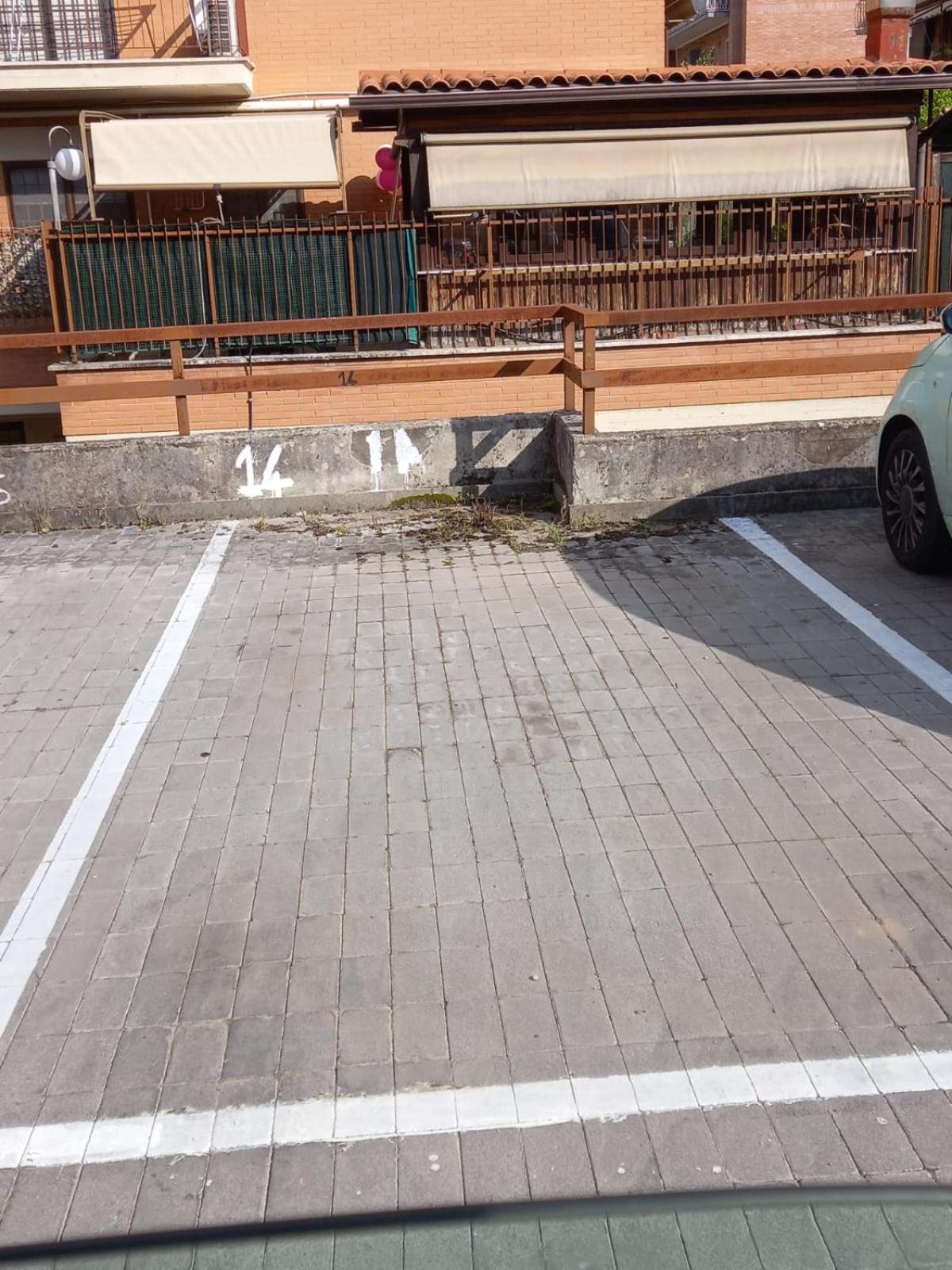 Premium Apartment With Parking 钱皮诺 外观 照片